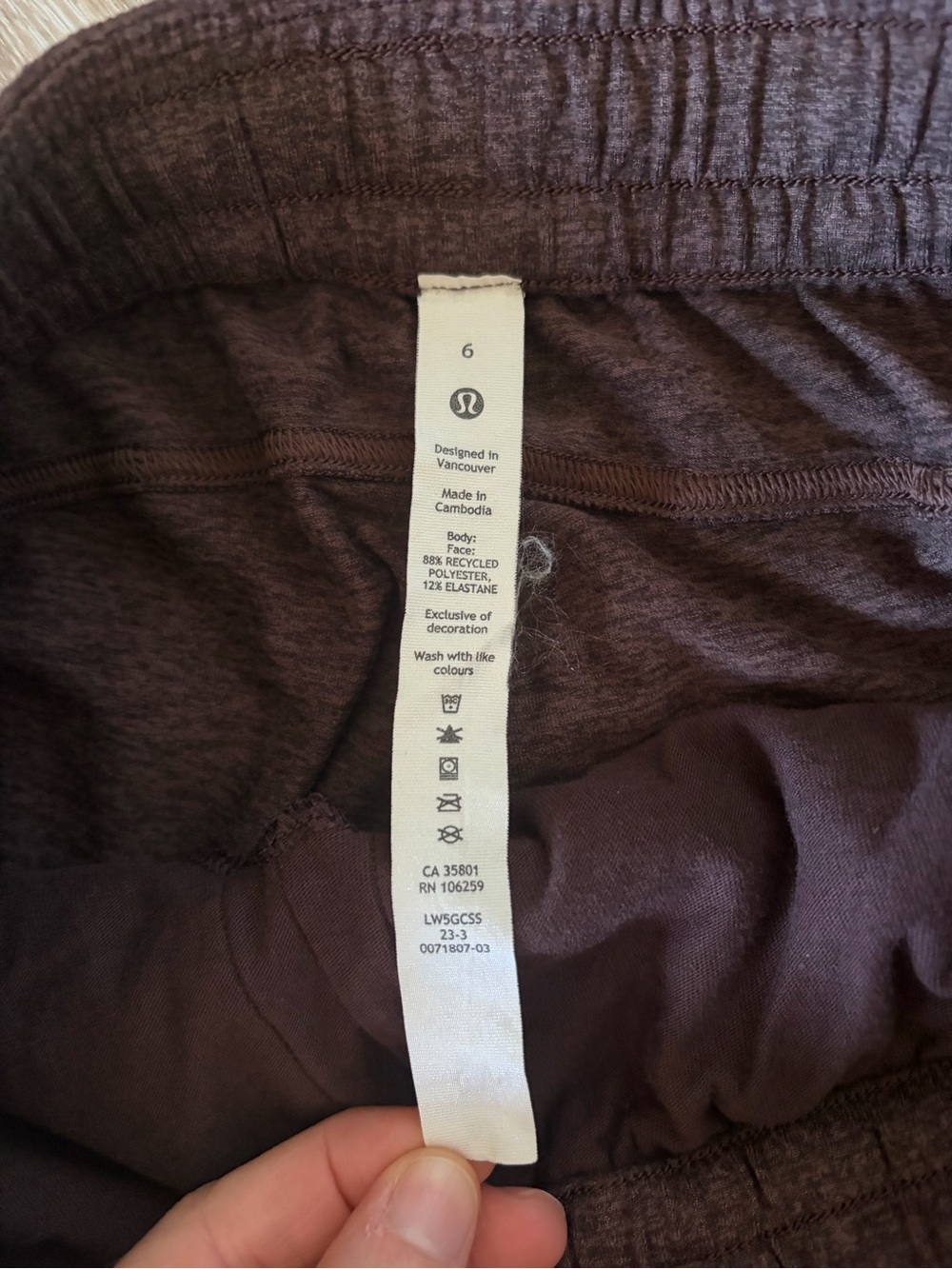 Lululemon Soft Jersey Classic-Fit Mid-Rise Joggers Size 6 NWOT - Picture 7 of 11